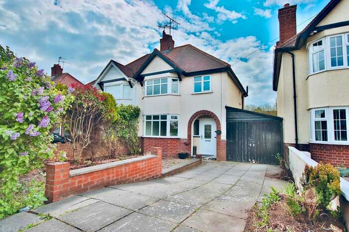 3 Bedroom Semi-Detached House To Rent In Bilford Road, Worcester, WR3