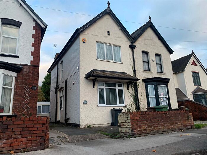 4 Bedroom Property To Rent In Bloxwich Road, Bloxwich Walsall, WS3