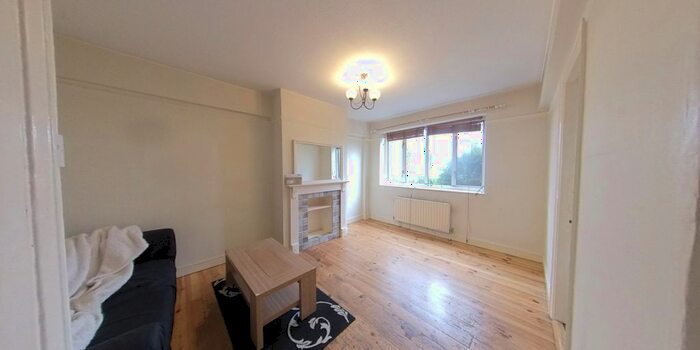 1 Bedroom Flat To Rent In Kimber Road, London, SW18