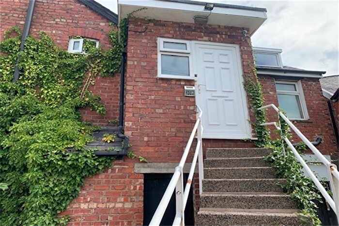 2 Bedroom Flat To Rent In Hulme Hall Road, Cheadle Hulme, SK8