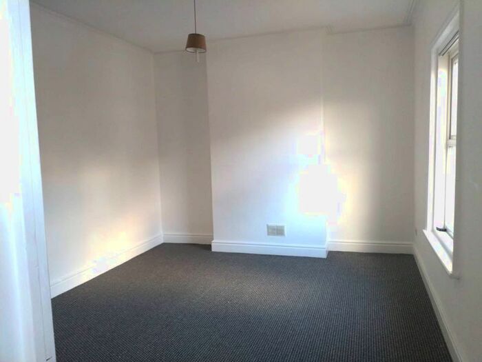 1 Bedroom Flat To Rent In Froghall Lane, Warrington, WA2