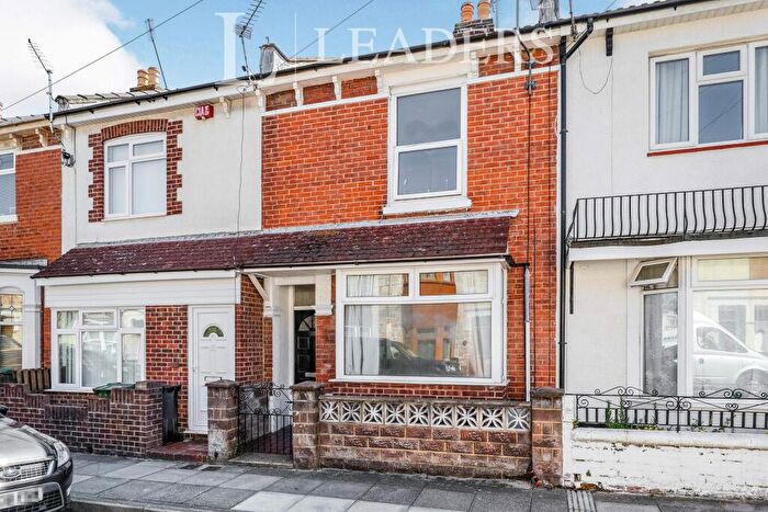 3 Bedroom Terraced House To Rent In Shearer Road, Portsmouth, PO1