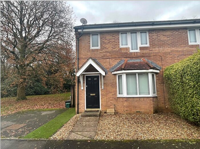 3 Bedroom Semi-Detached House To Rent In Oak Way, Swansea, SA4