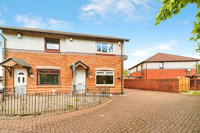 3 Bedroom Semi-Detached House For Sale In Killoch Way, Paisley, PA3