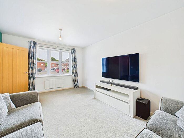 4 Bedroom Detached House For Sale In Tollgate Close, Cottage Farm, Oadby, LE2