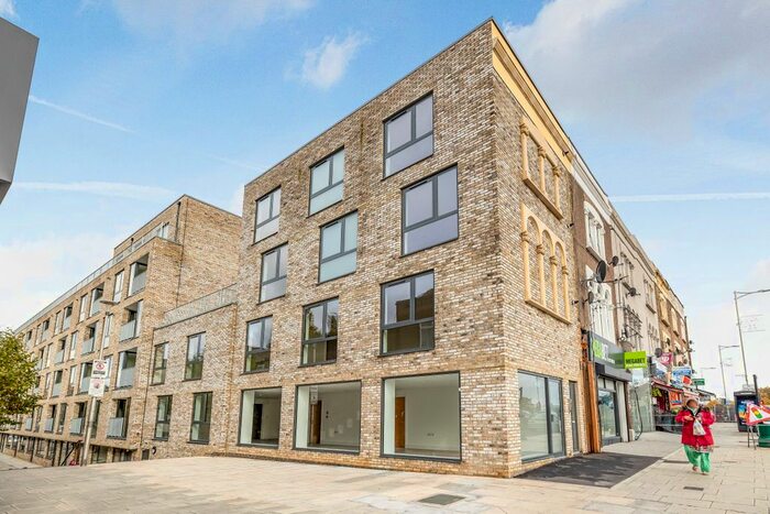 1 Bedroom Flat To Rent In Cameron Road, Seven Kings, Ilford, IG3