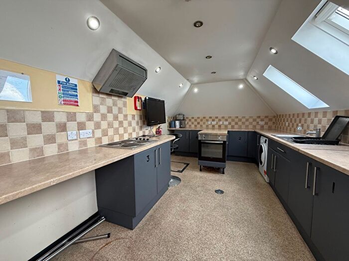 4 Bedroom Property To Rent In Radford Road, Nottingham, NG7