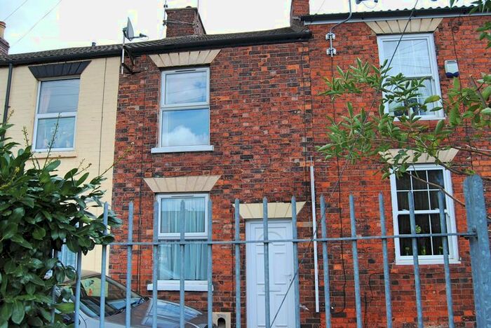 2 Bedroom Terraced House To Rent In Queen Street, Grantham, NG31