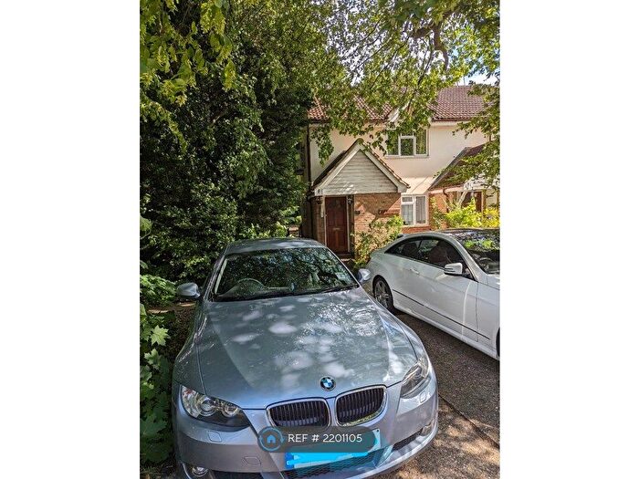 1 Bedroom Maisonette To Rent In Five Oaks, Hatfield, AL10