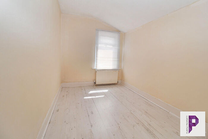 3 Bedroom Terraced House For Sale In Frederick Road, Gillingham, Kent, ME7