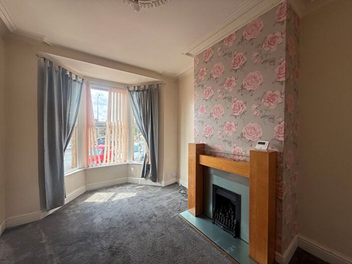 3 Bedroom Property To Rent In Padiham Road, Burnley, BB12