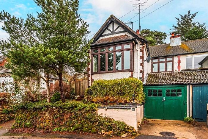 3 Bedroom Semi Detached Bungalow For Sale In Deepdene Gardens, Dorking, RH4