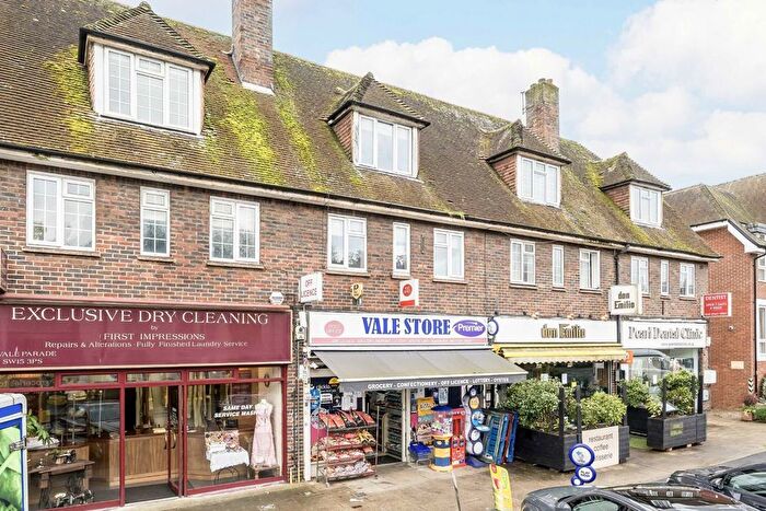 3 Bedroom Flat To Rent In Vale Parade, London, SW15