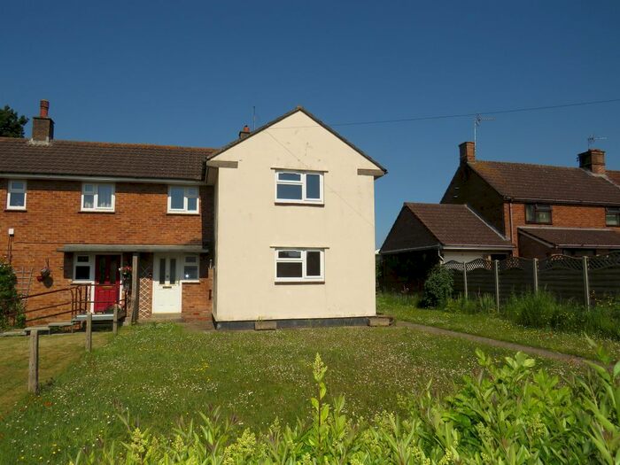 3 Bedroom Semi-Detached House For Sale In Berrows Mead, Rangeworthy, Bristol, BS37