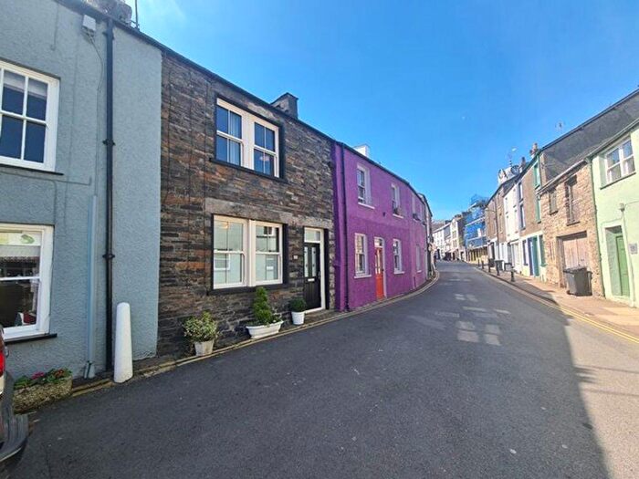 2 Bedroom Cottage To Rent In Market Street, Ulverston, LA12