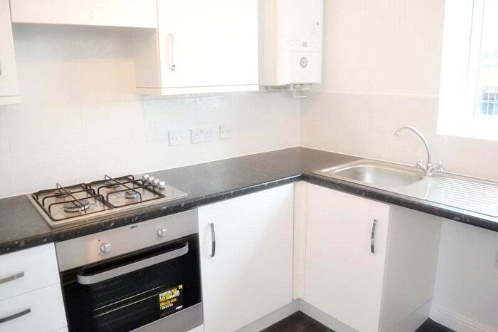 2 Bedroom Flat To Rent In Stockport Road, Grove Village, Greater Manchester, M13
