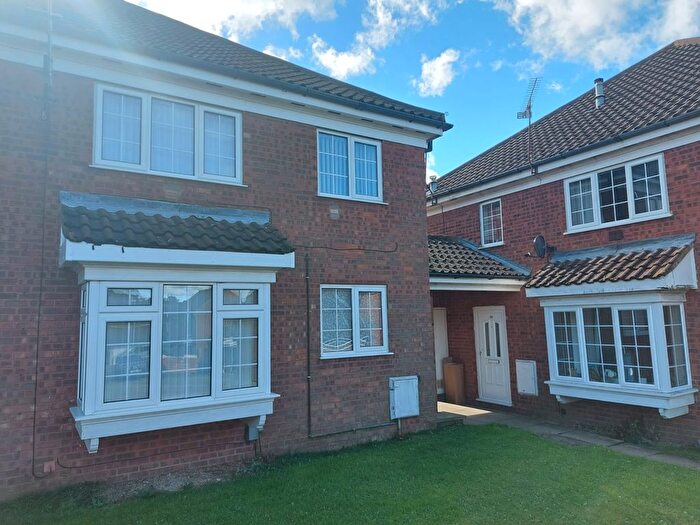 2 Bedroom Terraced House To Rent In Milverton Green, Luton, LU3