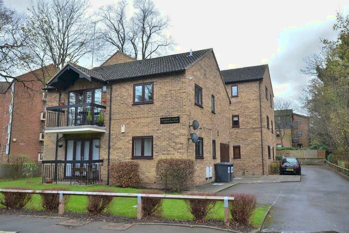 1 Bedroom Apartment To Rent In Bancroft Court, Epping New Road, Buckhurst Hill, IG9