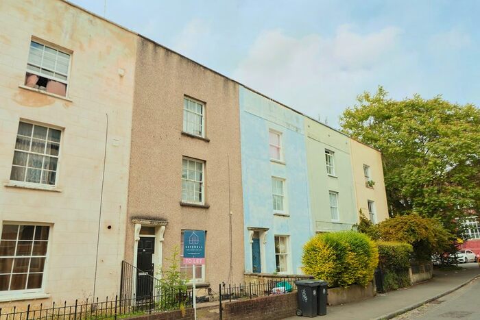 1 Bedroom Flat To Rent In Bath Buildings, Bristol, BS6