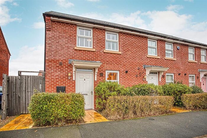 3 Bedroom End Terrace House For Sale In Arundel Way, Littleover, Derby, DE23