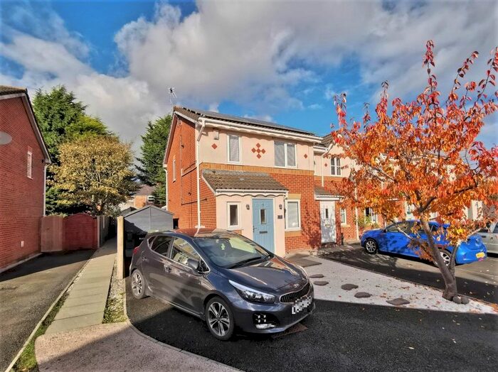 3 Bedroom Property To Rent In Pinetree Close, Winsford CW7