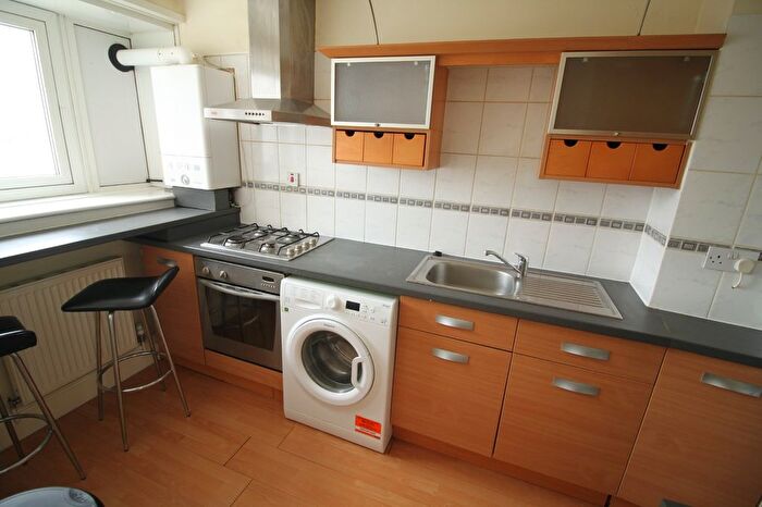 2 Bedroom Flat To Rent In Clydesdale Tower, Holloway Head, Birmingham City Centre, B1