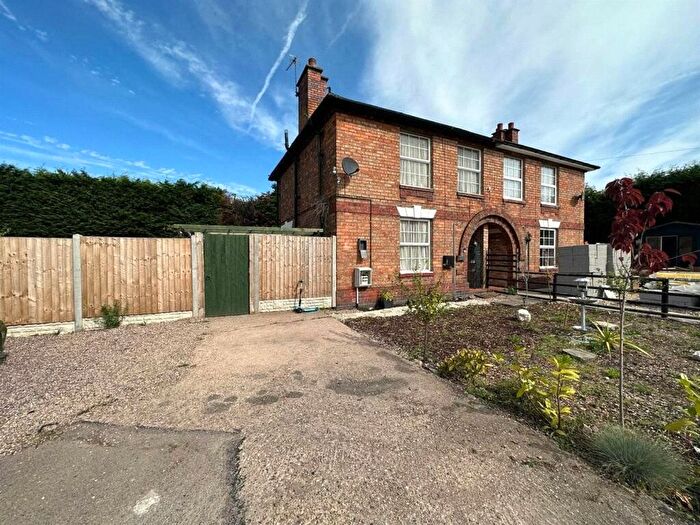 3 Bedroom Semi-Detached House For Sale In Sutton Square, Minworth, Sutton Coldfield, West Midlands, B76