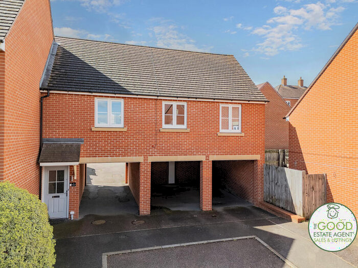 2 Bedroom Maisonette For Sale In Abbess Terrace, Loughton, IG10
