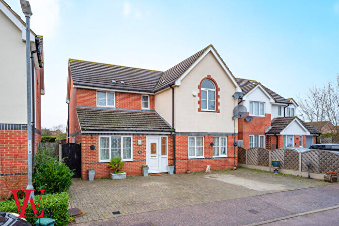 5 Bedroom Detached House For Sale In Burley Hill, Harlow, Essex, , Harlow, Essex, CM17