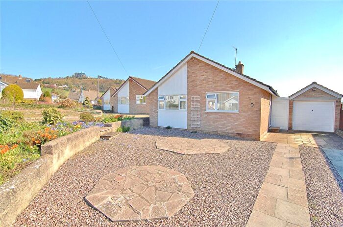 2 Bedroom Bungalow For Sale In Southgate Gardens, Stroud, Gloucestershire, GL5