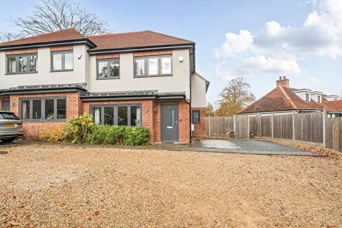 4 Bedroom Semi Detached House For Sale In Botley, Oxford, OX2