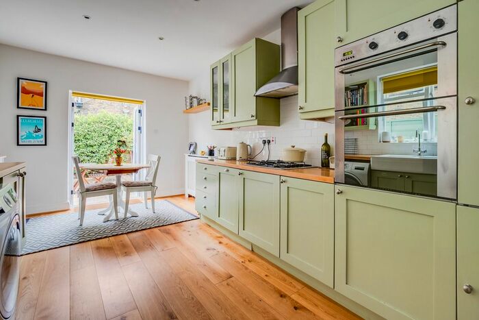 4 Bedroom Property To Rent In Aslett Street, London, SW18