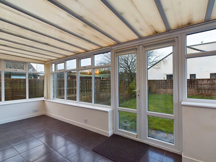 2 Bedroom Bungalow To Rent In Meadowbrook Road, Ashford, TN24