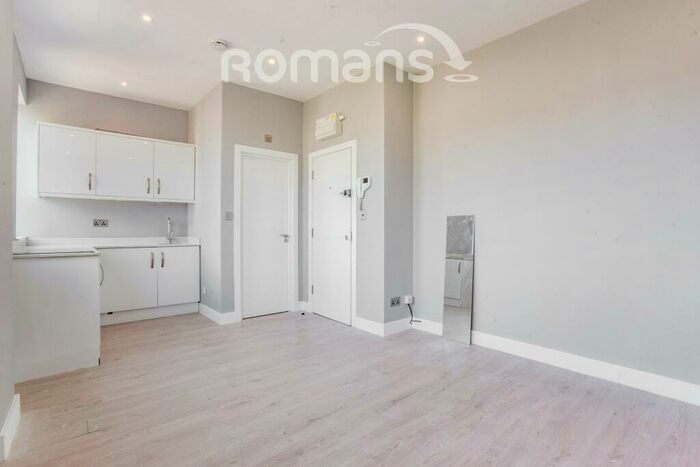 Apartment To Rent In Consort House, Albert Street, GU51