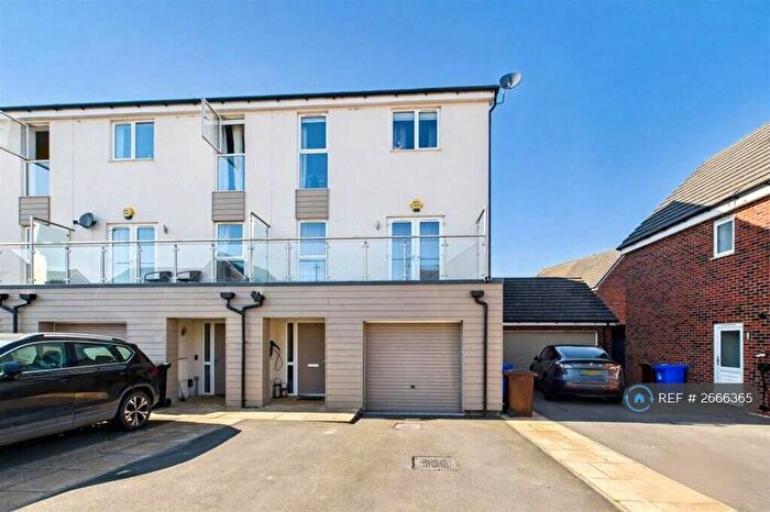 4 Bedroom Terraced House To Rent In Rowan Drive, Burton On Trent, DE14