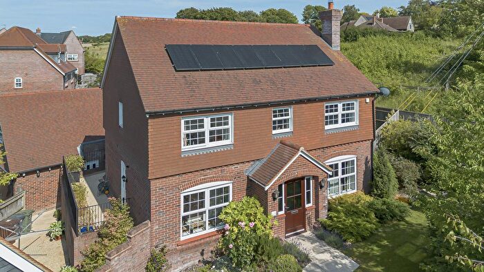 4 Bedroom Detached House For Sale In Chain Hill, Wantage, OX12