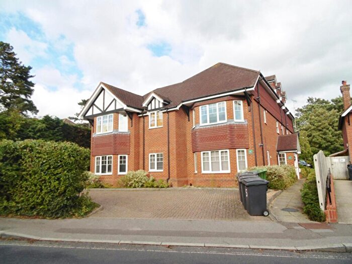 2 Bedroom Flat To Rent In Sherborne Road, Basingstoke, RG21