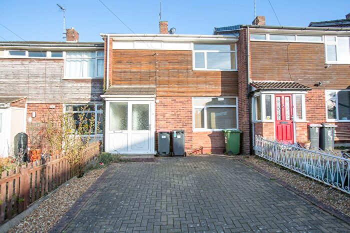 2 Bedroom Terraced House To Rent In The Woodlands, Hartshill, CV10