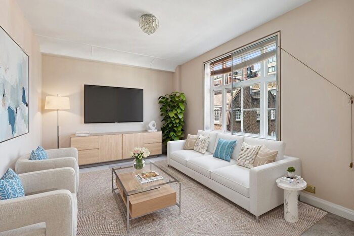 2 Bedroom Flat For Sale In Carrington House, Hertford Street, London, W1J