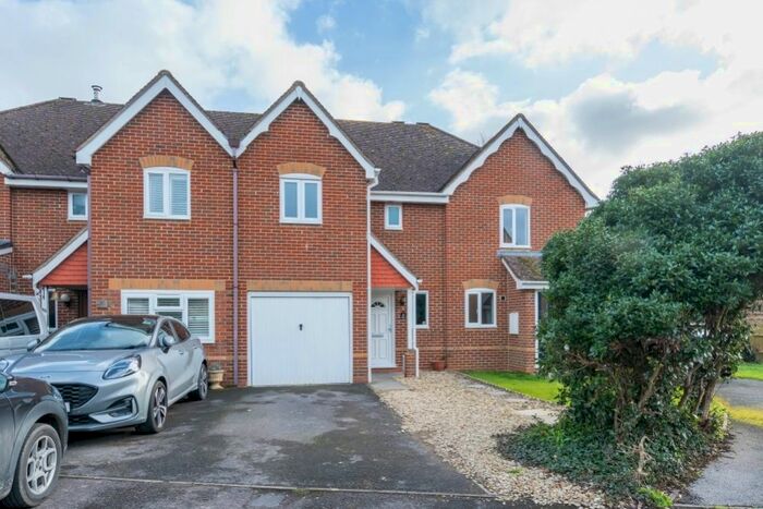 3 Bedroom Terraced House To Rent In Willow Lane, Milton, Abingdon, OX14