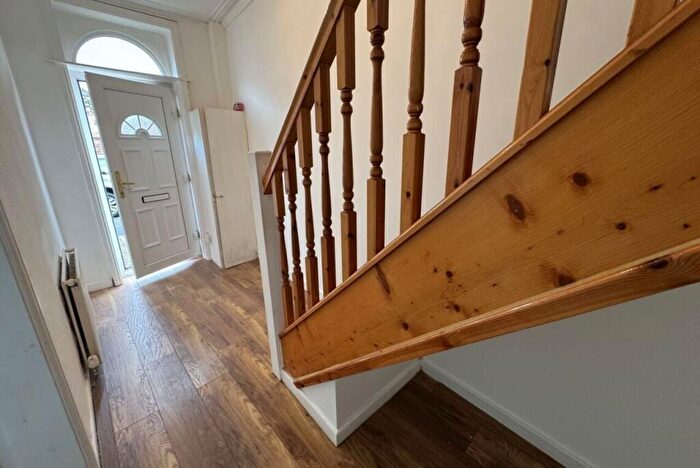 3 Bedroom End Of Terrace House For Sale In Hampden Grove, Tranmere, CH42