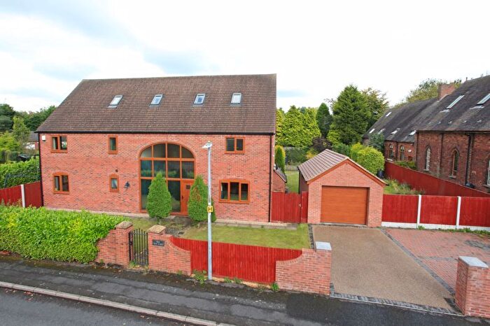 5 Bedroom Detached House To Rent In Park Lane, Old Park, Telford, TF3