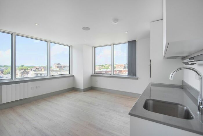 Studio To Rent In Market Square, Uxbridge, UB8