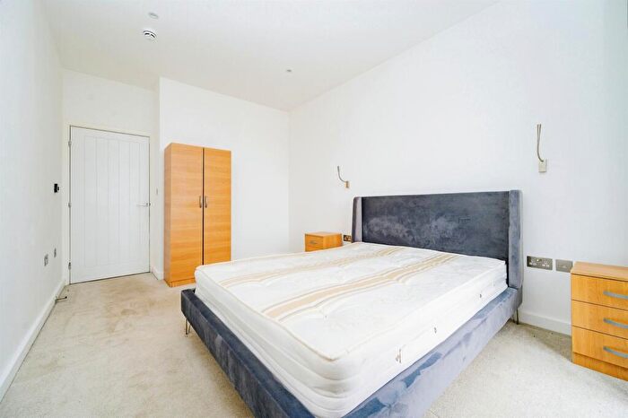 1 Bedroom Apartment For Sale In Grosvenor Road, St. Albans, AL1