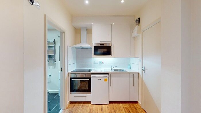 Studio To Rent In Chatsworth Road, Mapesbury, London, NW2