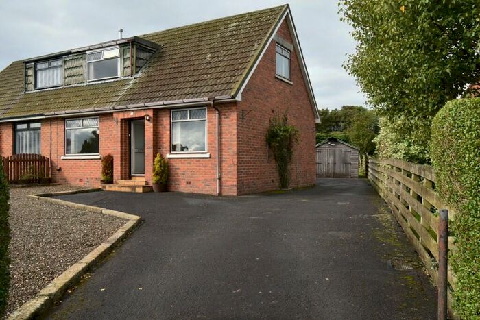 2 Bedroom Semi-Detached Villa For Sale In Fiveways, Hurlford, Kilmarnock, KA1