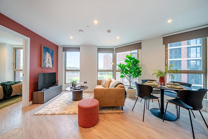 2 Bedroom Apartment To Rent In Uncle Leeds, Whitehall, Leeds, LS12