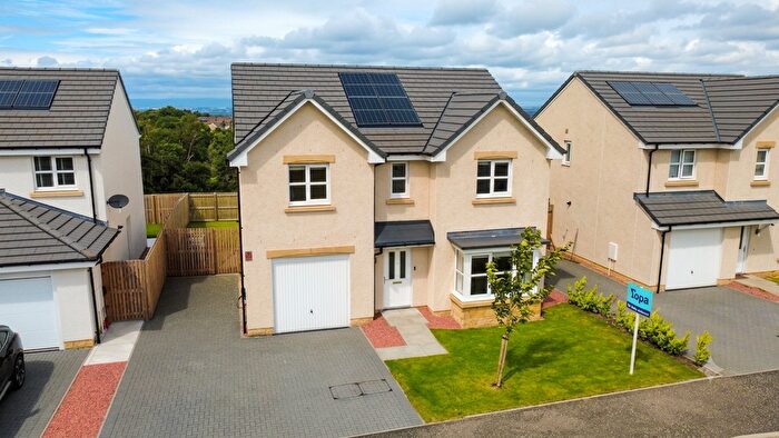 4 Bedroom Detached House For Sale In Arisaig Grove, Hamilton, ML3