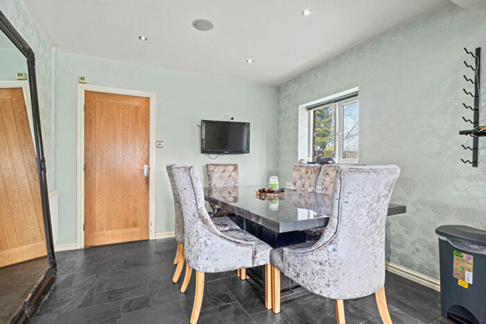 4 Bedroom Detached House For Sale In The Almonds, Liverpool, L26