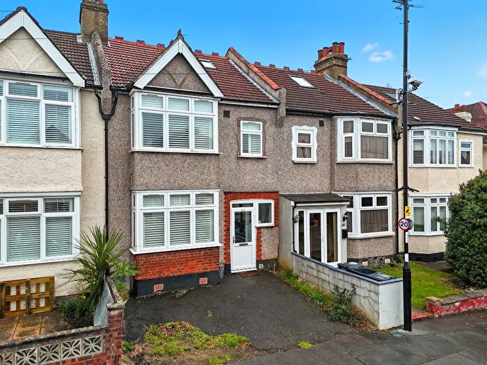 3 Bedroom Terraced House For Sale In Ingram Road, London, CR7